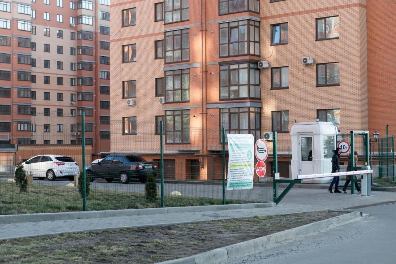 Просторная Однокомнатная Жк Счастливый Apartment Dnipro Ngoại thất bức ảnh