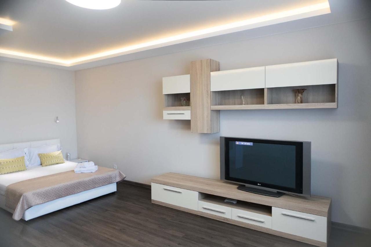 Просторная Однокомнатная Жк Счастливый Apartment Dnipro Ngoại thất bức ảnh