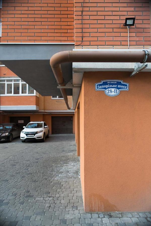 Просторная Однокомнатная Жк Счастливый Apartment Dnipro Ngoại thất bức ảnh